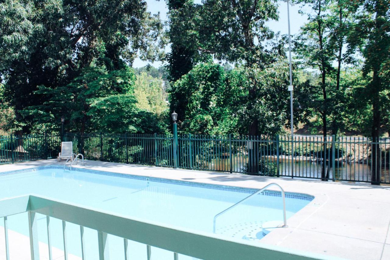 River Place Condos #103 2Bd 비둘기 포지 외부 사진